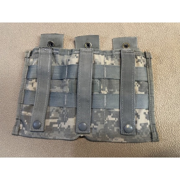 Other - US Military Molle II Triple Mag Pouch, 3 Magazine ACU Digital, 8465-01-525-0598